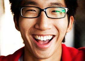 ۷ کارآفرین موفق که به عنوان یک فیلنسر شروع به کار کرده‌اند