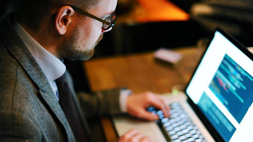 چگونه در سال 2020 بهترین لپتاپ برای برنامهنویسی را انتخاب کنیم؟